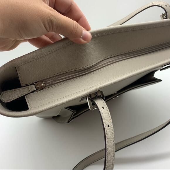 Michael Kors Jet Set Large Zip Top Travel Tote Light Grey - Minimalist Commute - Picture 12 of 16